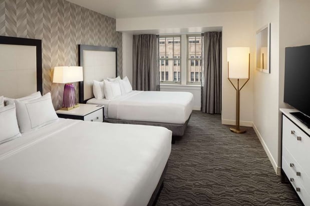 Images DoubleTree Suites by Hilton Hotel Detroit Downtown - Fort Shelby