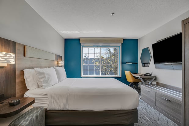 Images Holiday Inn Express & Suites Portland-Jantzen Beach by IHG