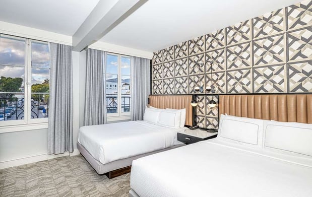 Images Hotel Virginia Santa Barbara, Tapestry Collection by Hilton