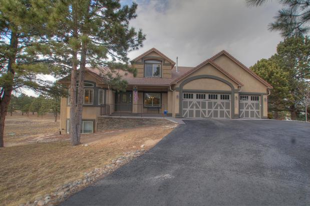 Images Flying Horse Realty