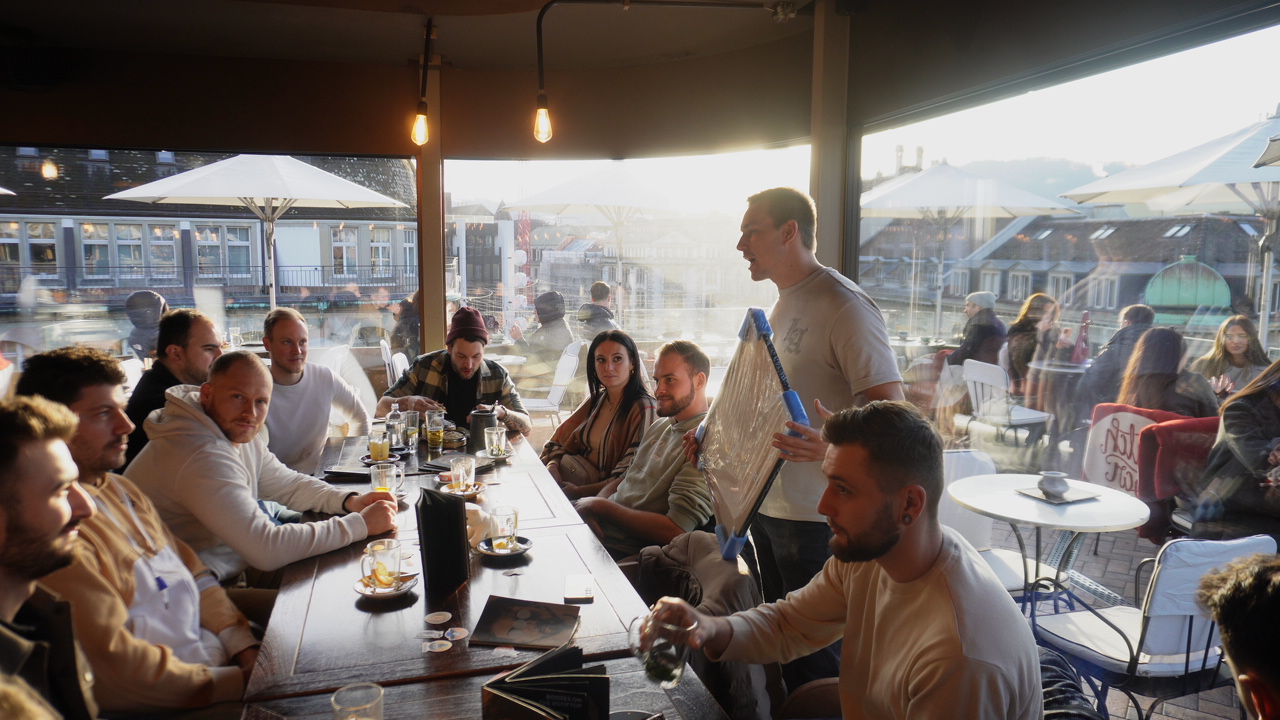 Bilder Crypto-Education GmbH