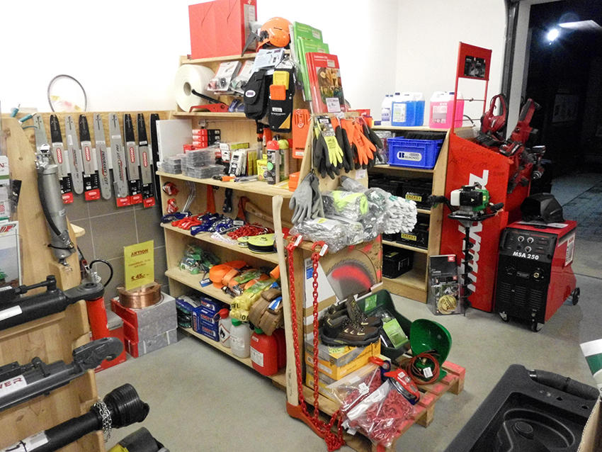 AIGNER GmbH - Land & Gartentechnik, Agrar, Harterstraße 40 in Eggersdorf bei Graz