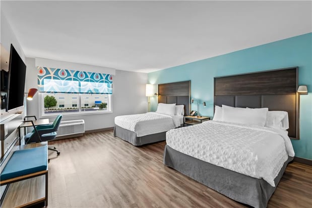 Images Tru by Hilton Kansas City Airport