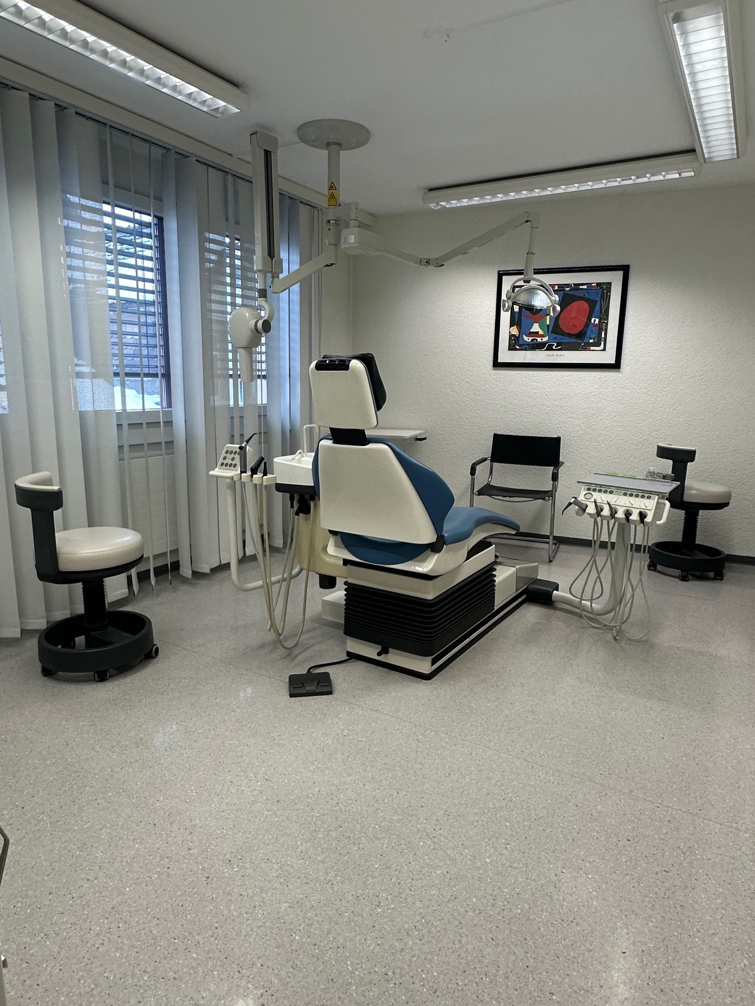 Bilder Zahnarztpraxis med. dent. Andreas Loboda