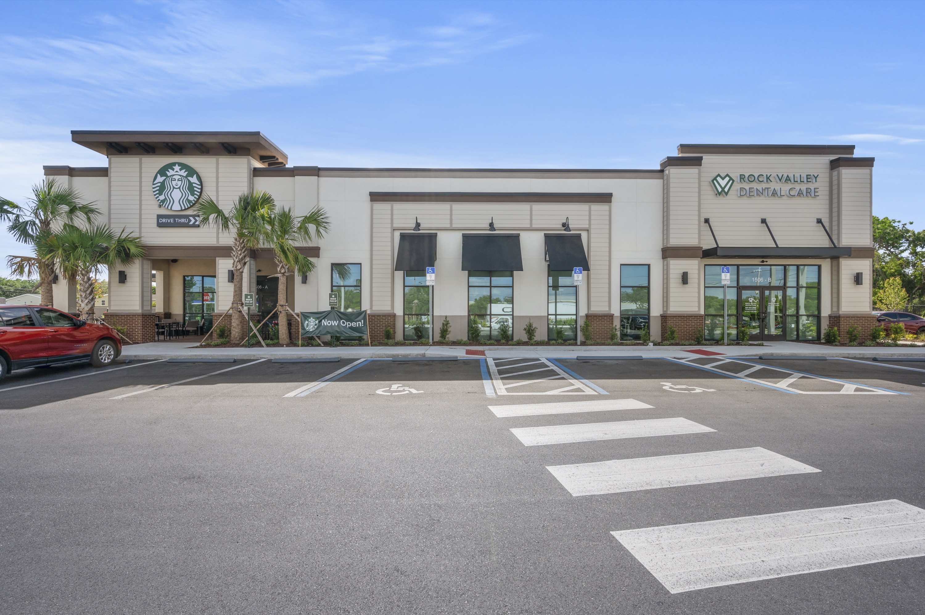 Front of office, Rock Valley Dental Care. Dentist in Apopka, FL. 