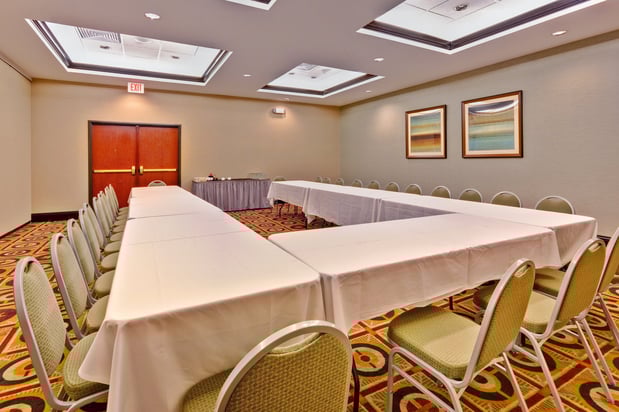 Images Holiday Inn Pearl - Jackson Area by IHG