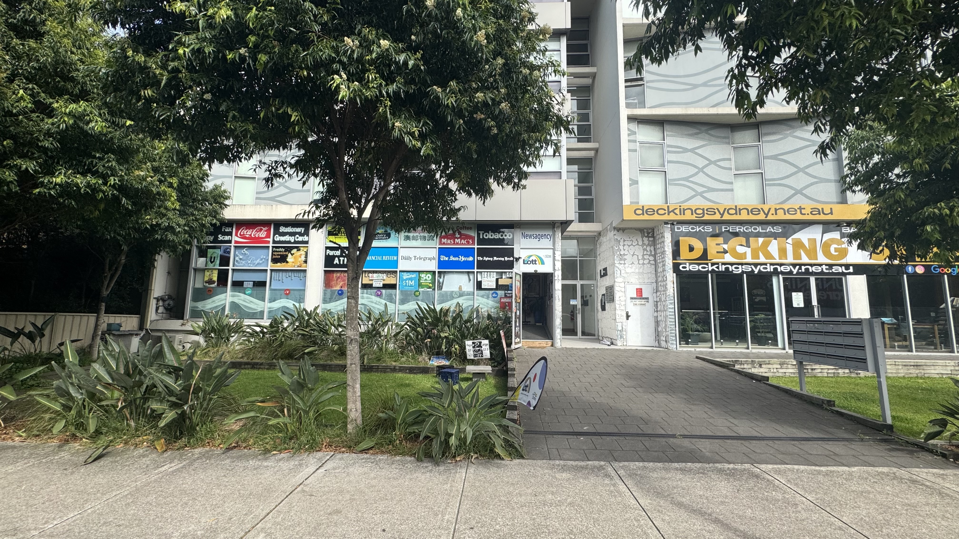 Images CoinFlip Bitcoin ATM - Business Centre Newsagency (Alexandria)