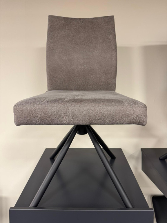 Möbel- und Küchenhaus Bittner, Adolf-Köppe-Str. 6 in Krummhörn