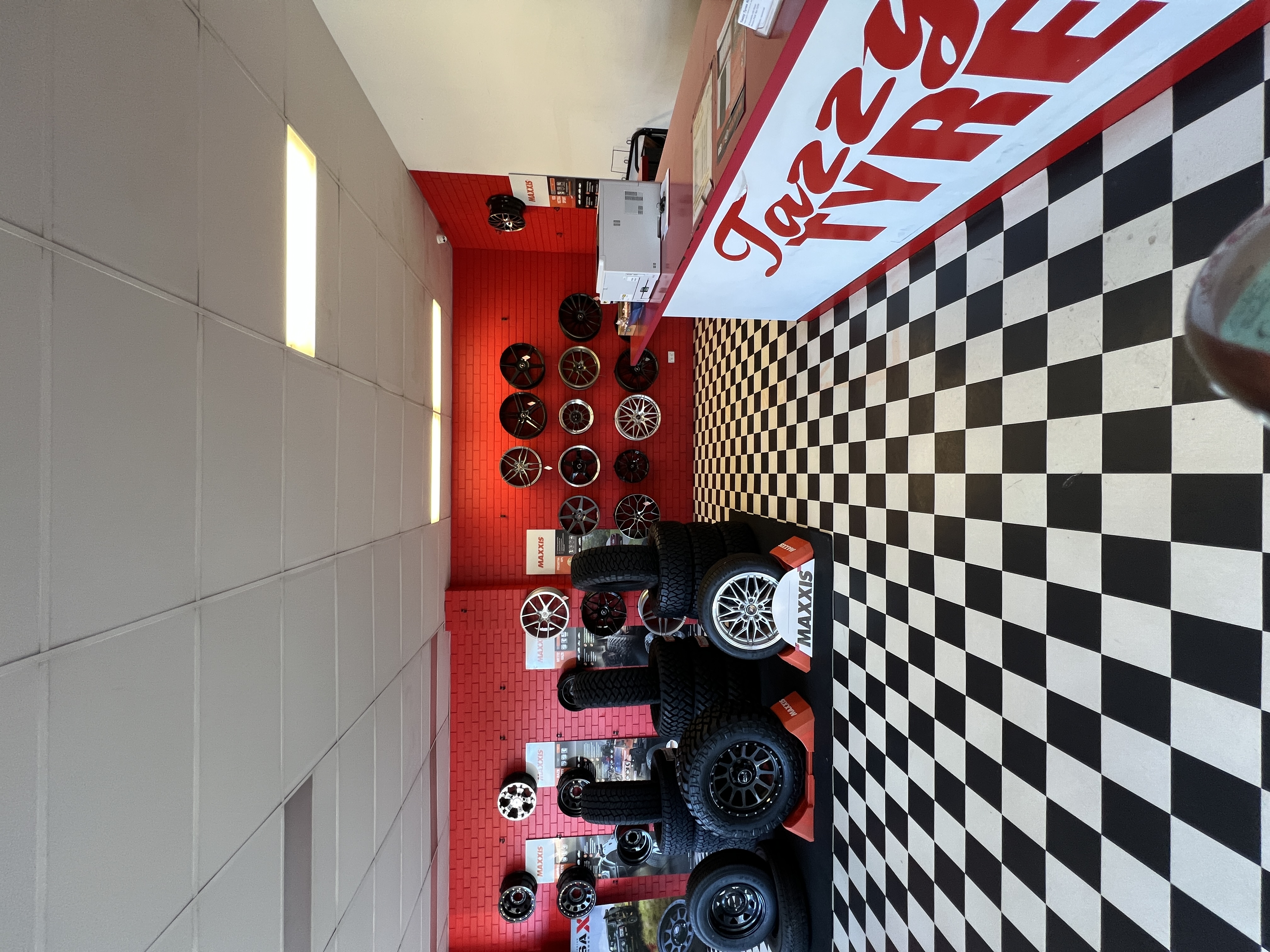 Images Tazzy Tyres Rosny