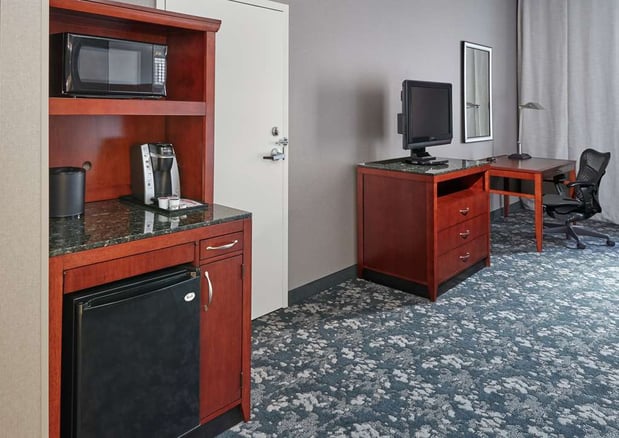 Images Hilton Garden Inn Lake Forest Mettawa