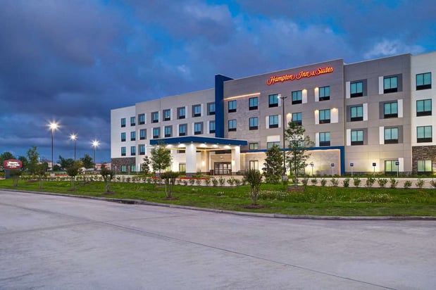 Images Hampton Inn & Suites Houston East Beltway 8