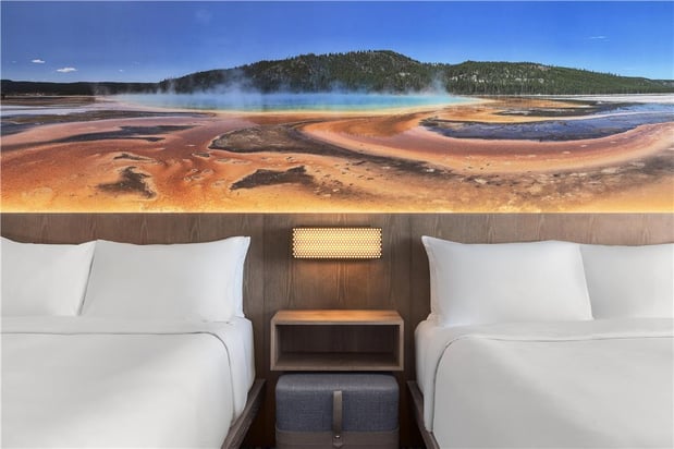 Images Starlite Yellowstone, Tapestry Collection by Hilton