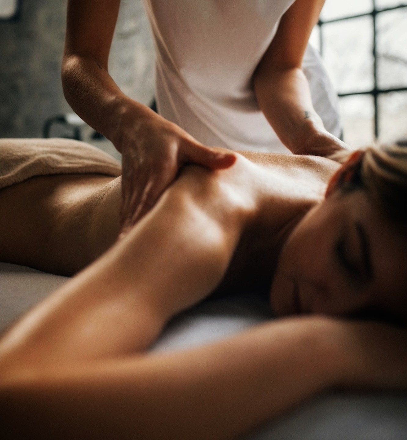 Lymphatic Body Massage at Arctic Healing Cryo in Houston, TX. 