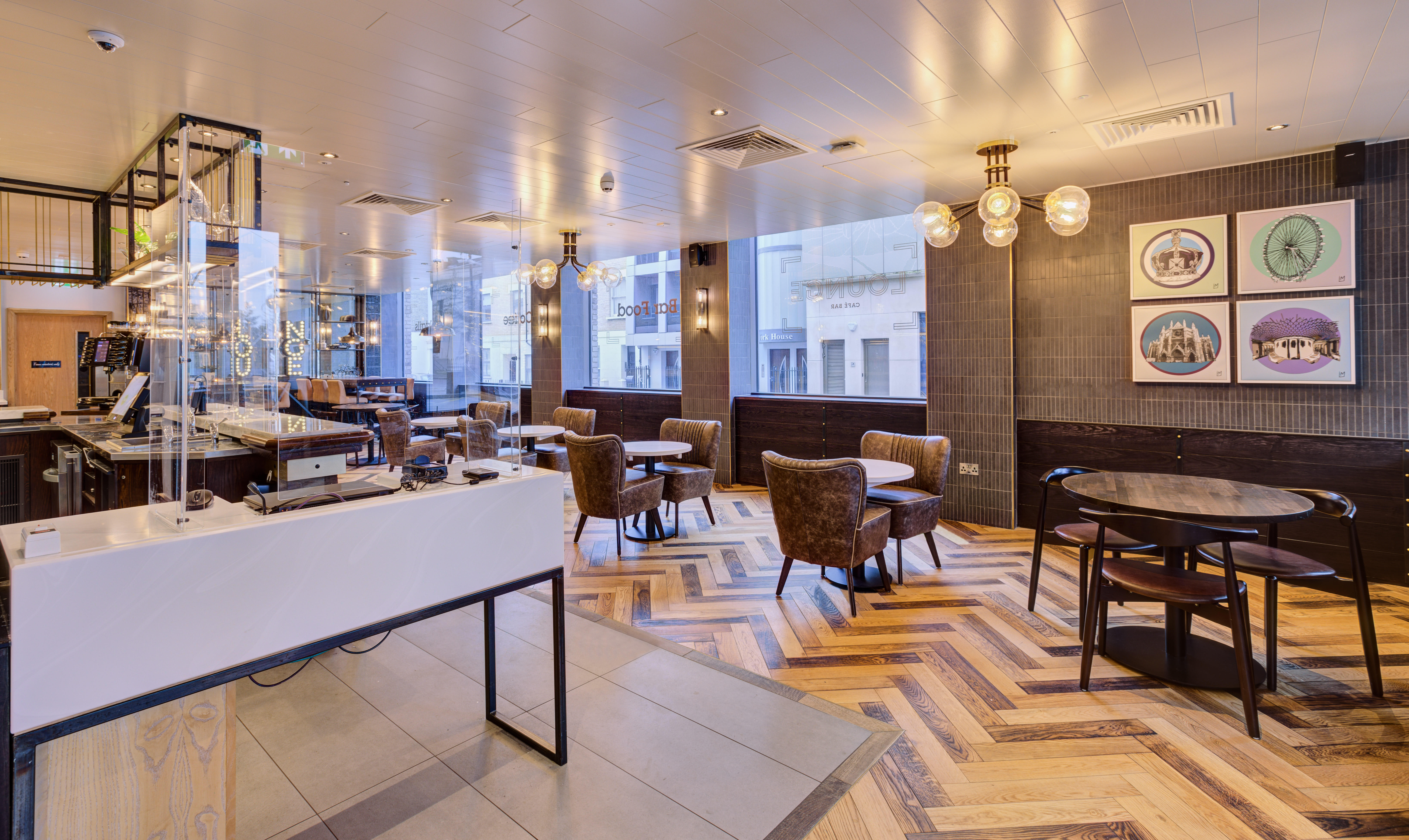 Images hub by Premier Inn London West Brompton hotel