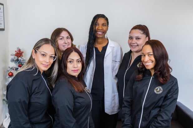 Images Windsor Implant & Cosmetic Dentistry