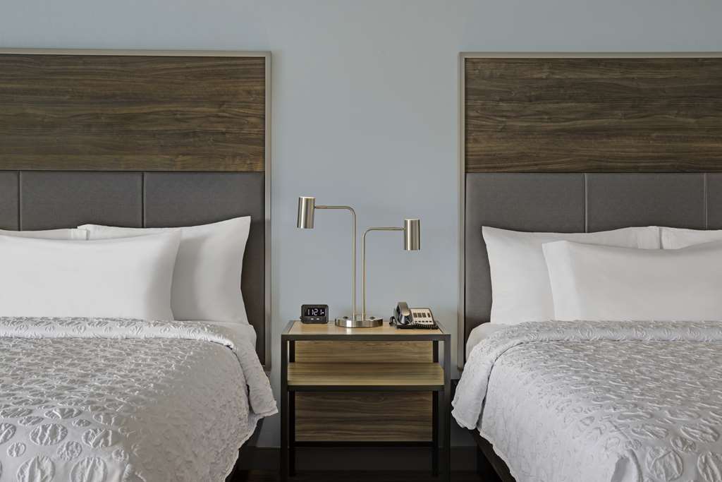 Images Tru by Hilton Toronto Airport West