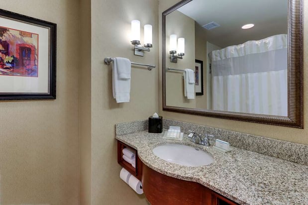 Images Hilton Garden Inn Indianapolis Airport