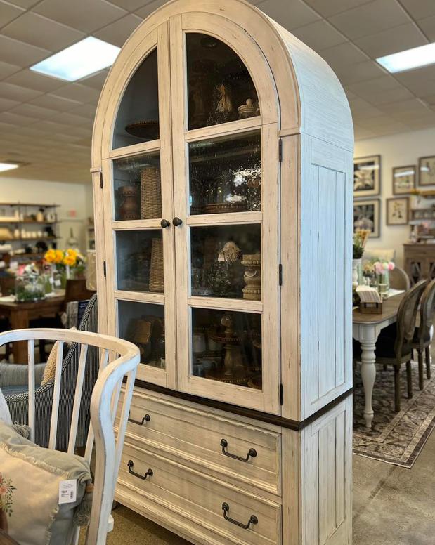 Images Miss Daisy's Home & Decor Co.