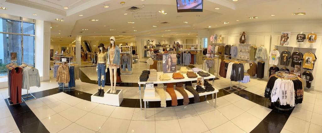 Forever21 Clothing Store, 6000 West Glades Road