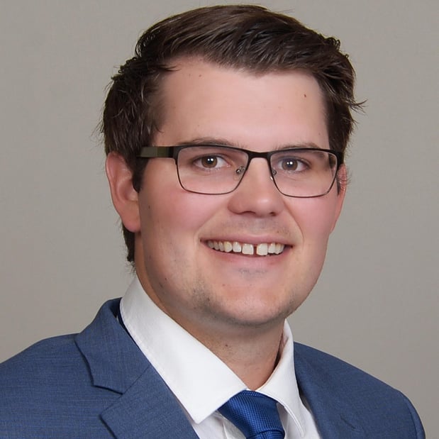 Images Edward Jones - Financial Advisor: Conner L Sandman, CEPA®