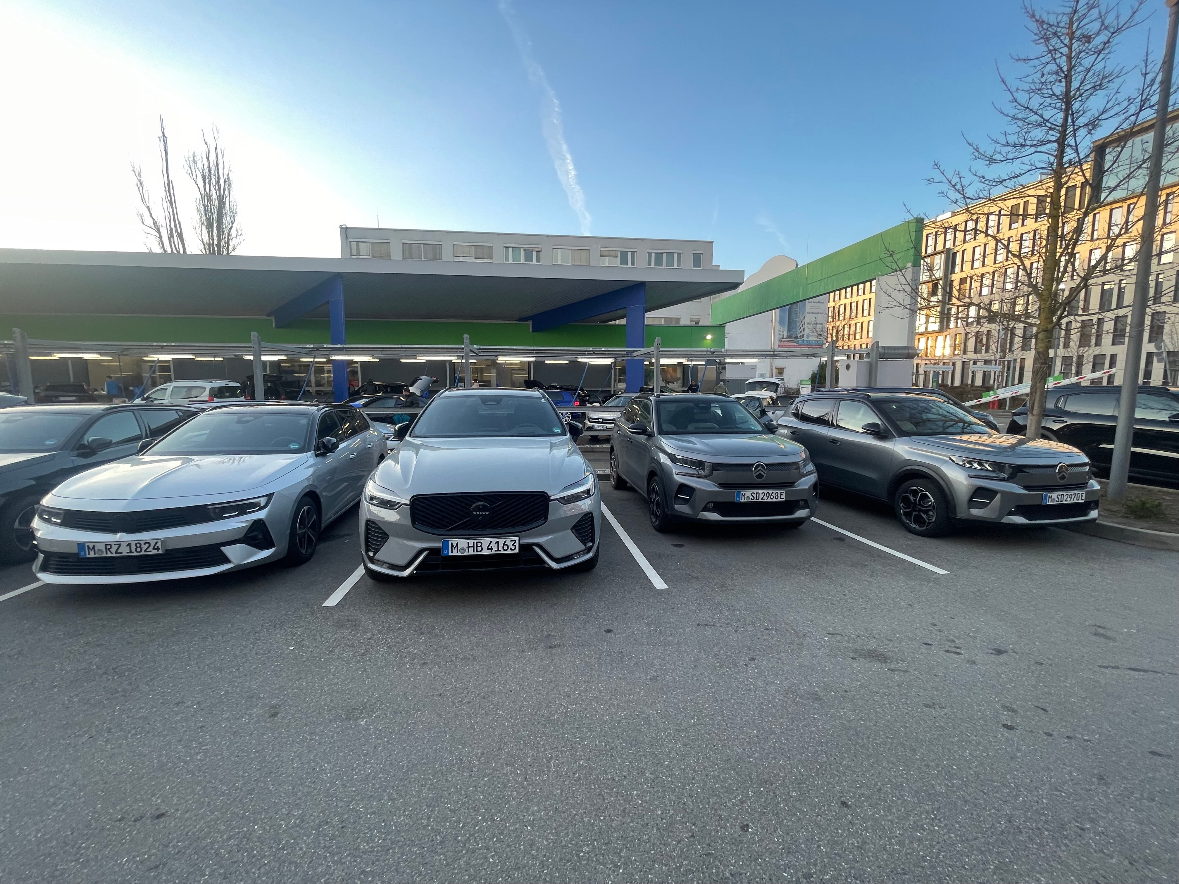 SIXT Mietwagen & Transporter mieten Stuttgart Vaihingen, Industriestr. 26 in Stuttgart