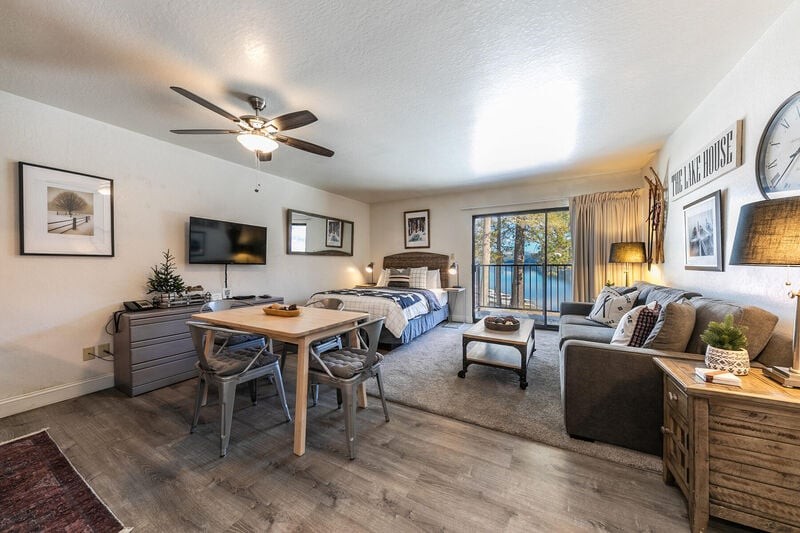 Donner Lake Village Image