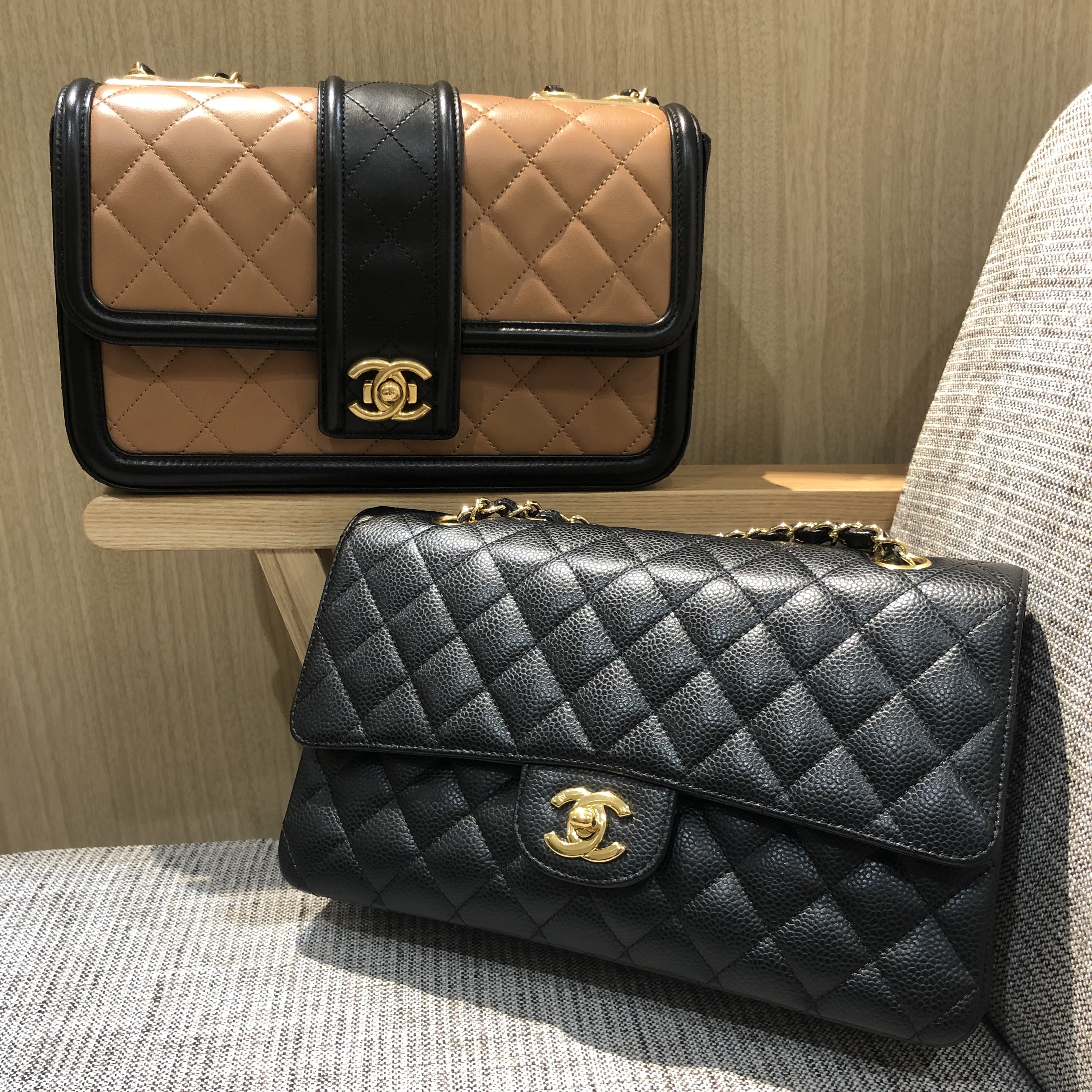 Images KOMEHYO（コメ兵）買取センター大丸須磨