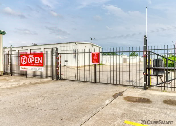 Images CubeSmart Self Storage