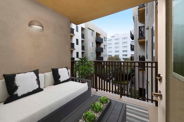 Images Camden Glendale Apartments