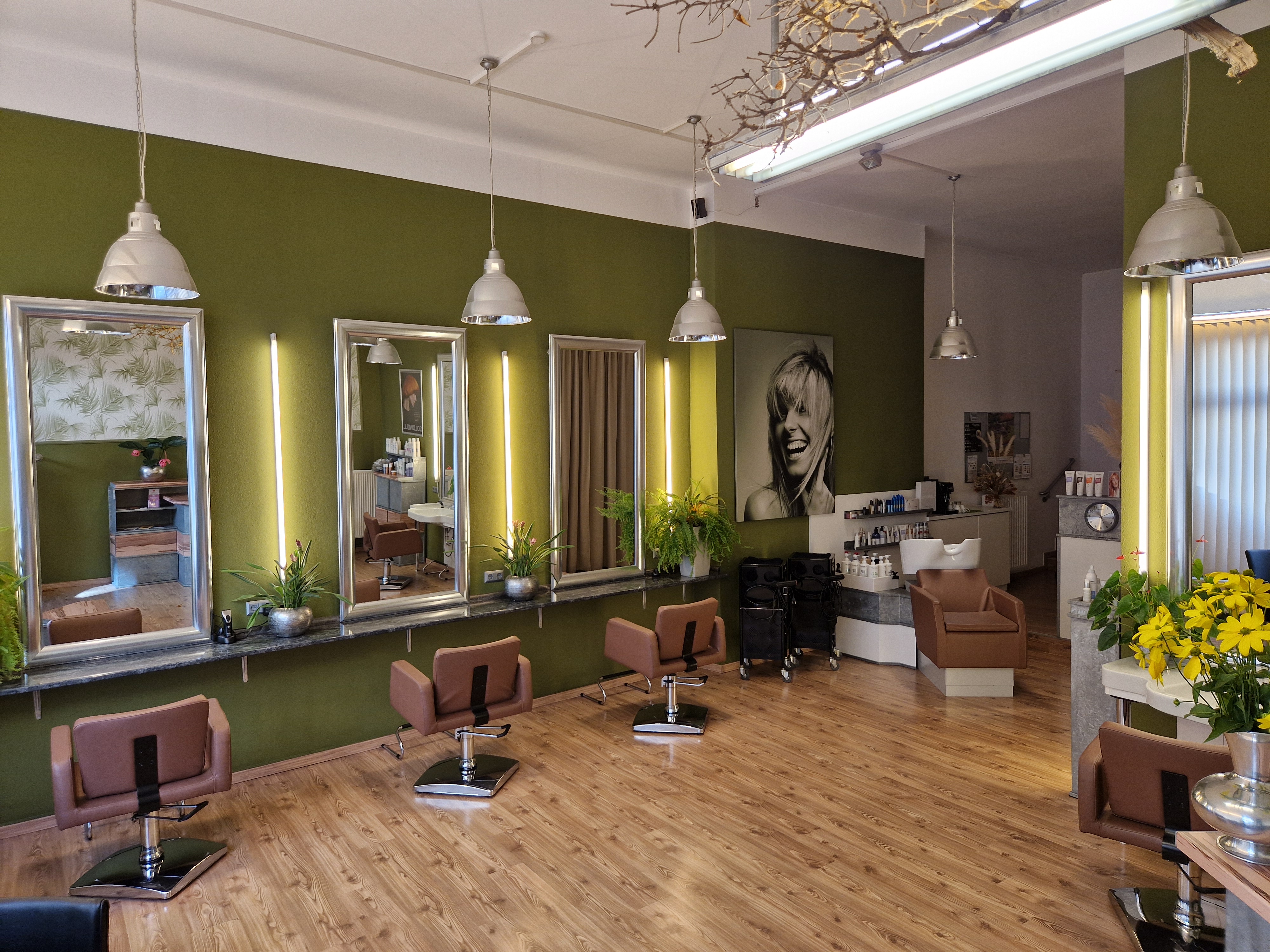 Friseur Haaroase - Kerstin Günther in Halle (Saale) - Logo