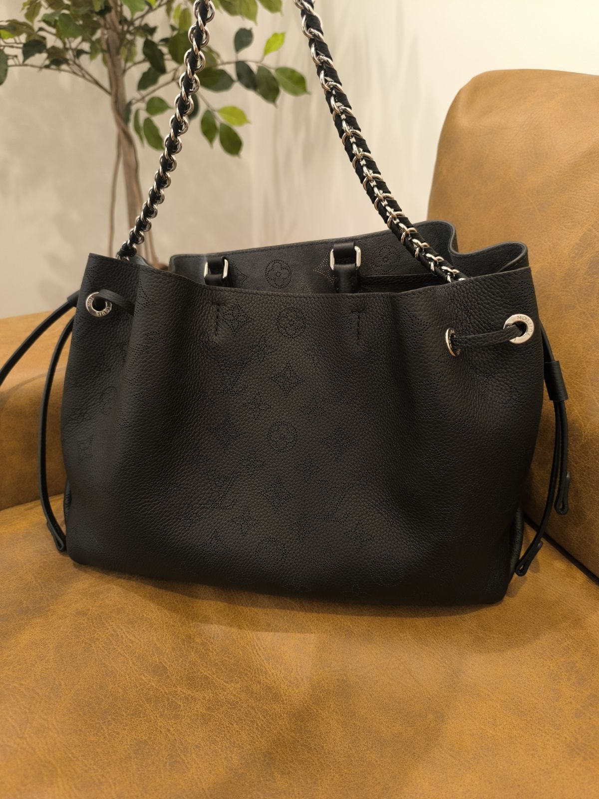 Images KOMEHYO（コメ兵）買取センターThe Kitahama PLAZA