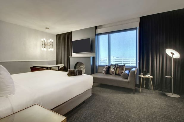Images The Rose Hotel Chicago O’Hare, Tapestry Collection by Hilton