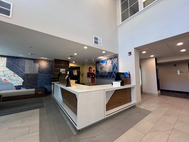 Images Holiday Inn Express & Suites Berkeley by IHG