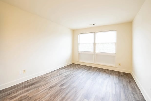 Images Charlesgate Apartments