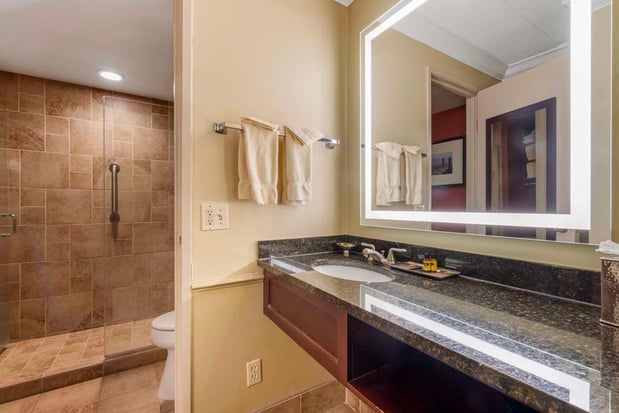 Images Best Western Plus White Bear Country Inn