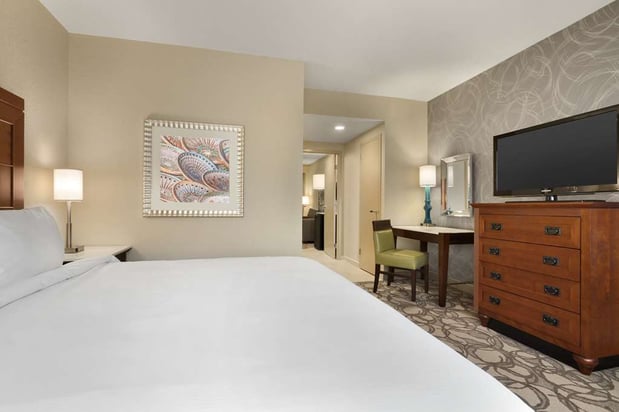 Images Embassy Suites by Hilton San Antonio Airport