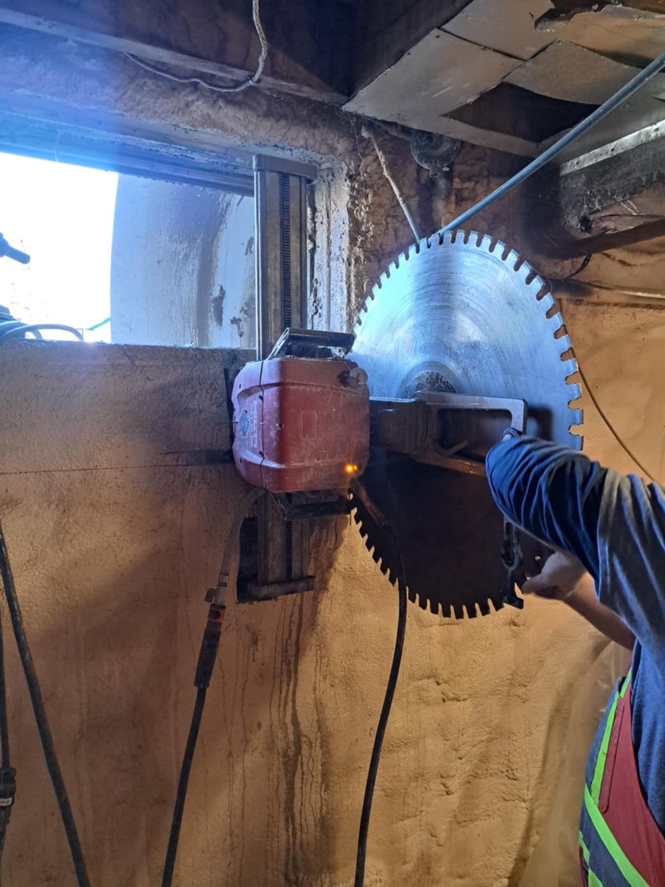 Images Precision concrete core and drilling