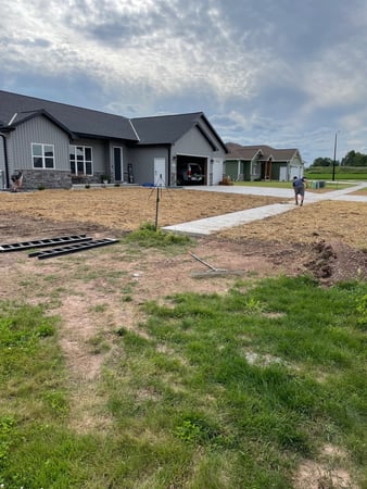 Images Van's Lawn & Property Maintenance LLC