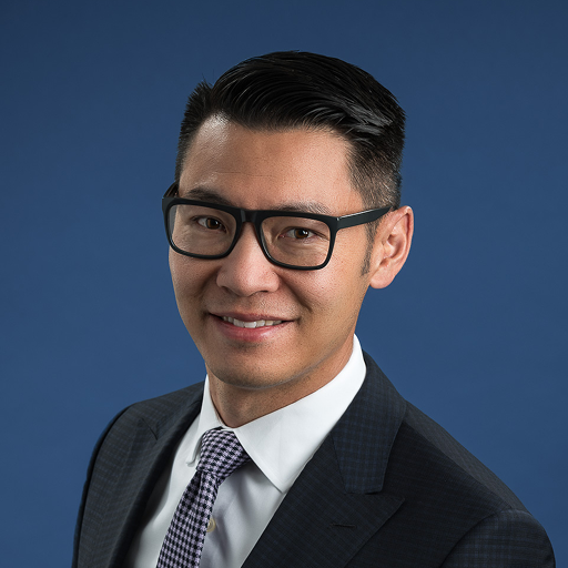 Daniel Cheng headshot.