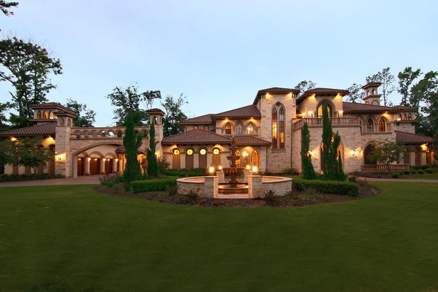 Images Modern Luxury Developments, Inc.