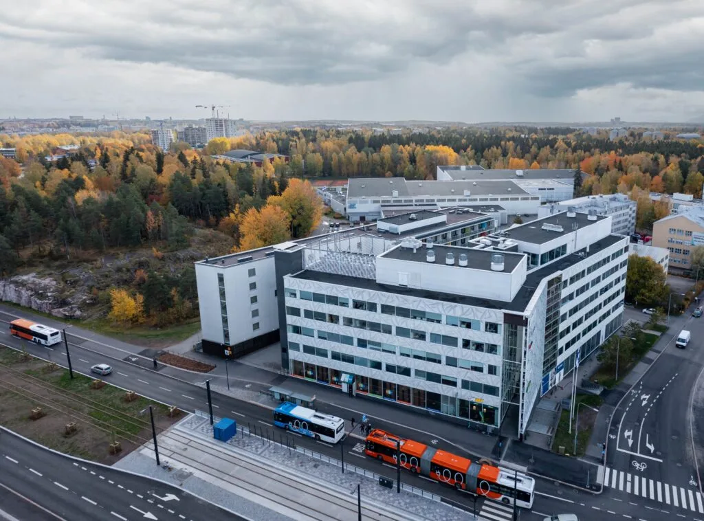 Images Uudenmaan Mestari-Rakentajat Oy