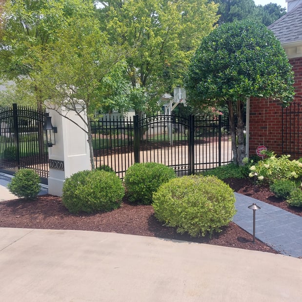 Images B Line Fencing & Services