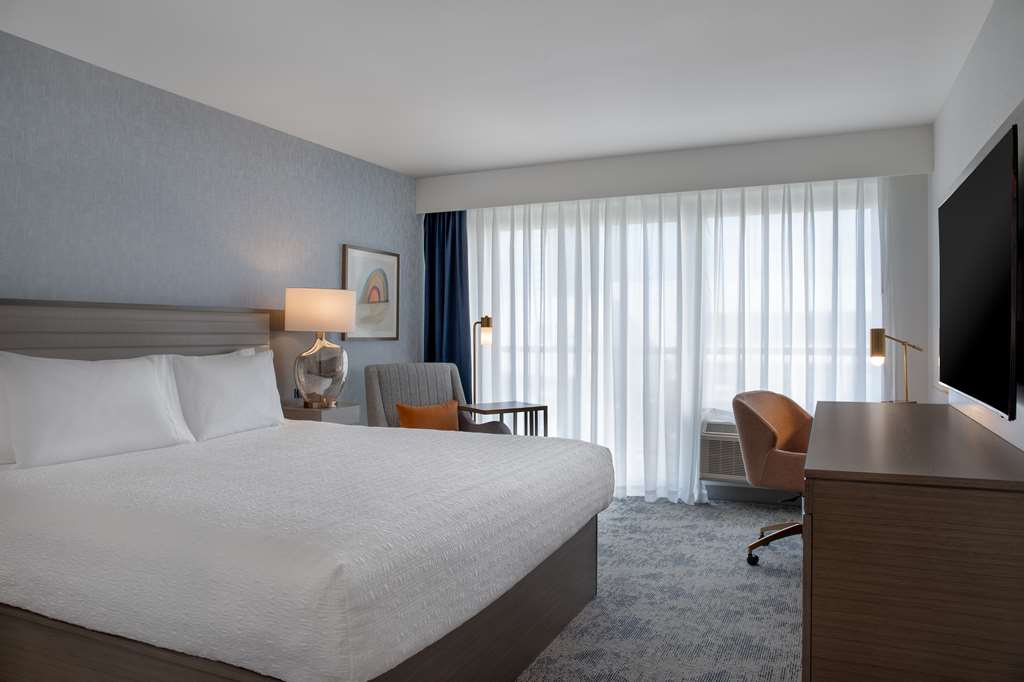 Images Hampton Inn by Hilton Winnipeg Downtown