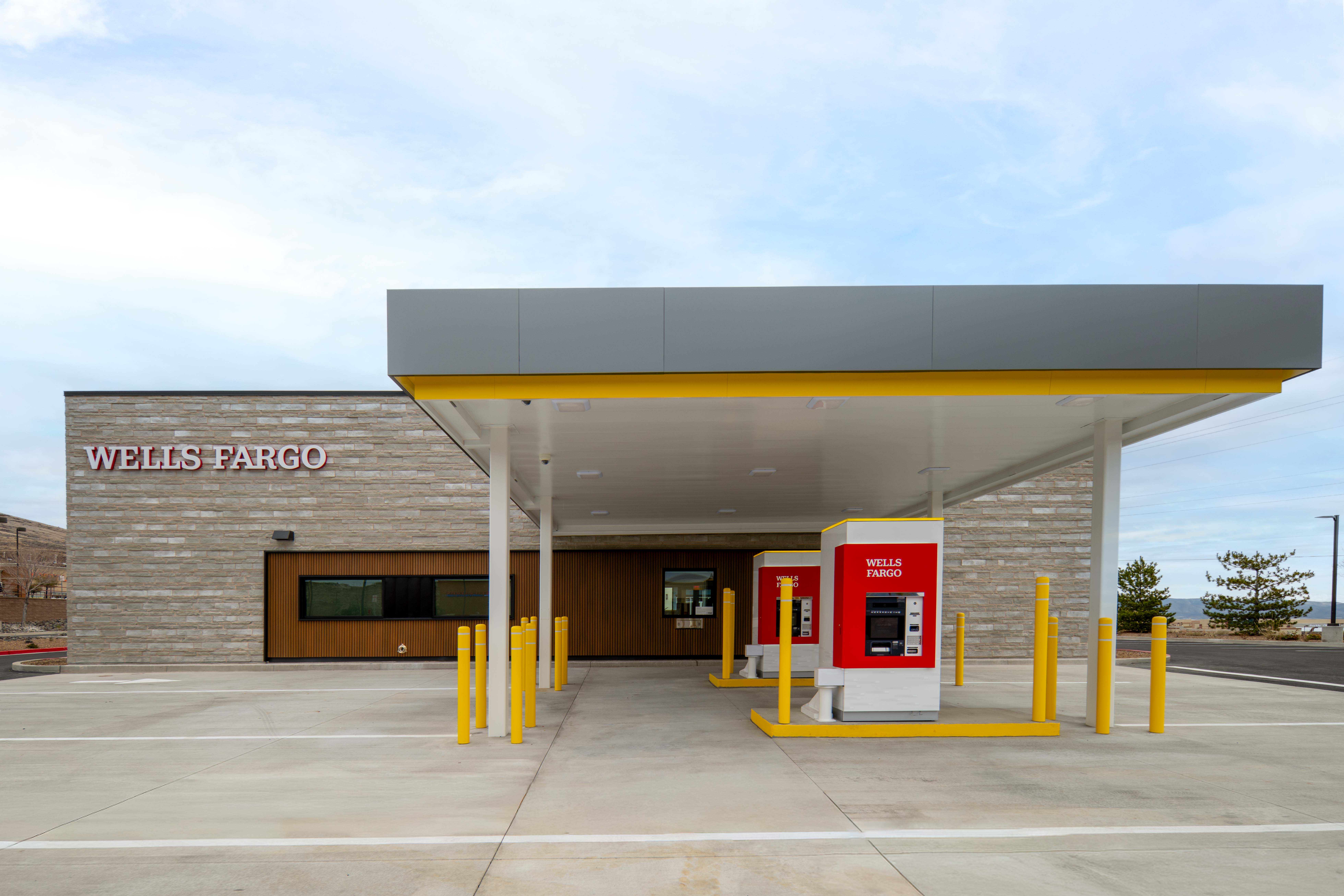 Wells Fargo Bank Image