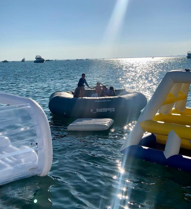 Images Yacht Luxe Miami Charters