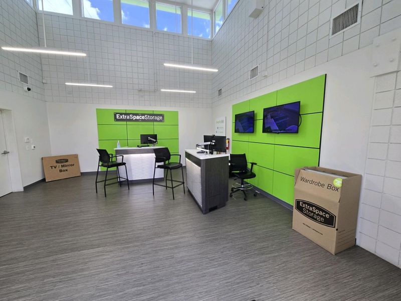 Security Screens - Extra Space Storage at 1562 N Main St, Orange, CA 92867 