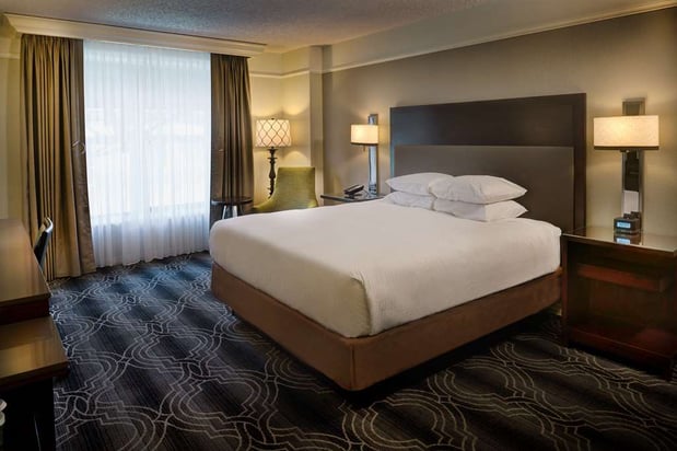 Images St. Louis Union Station Hotel, Curio Collection by Hilton