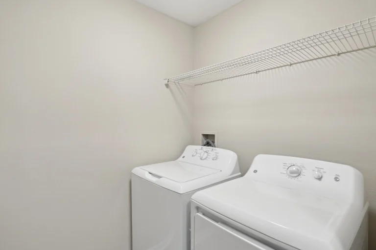 Images ReNew Sugar Hill