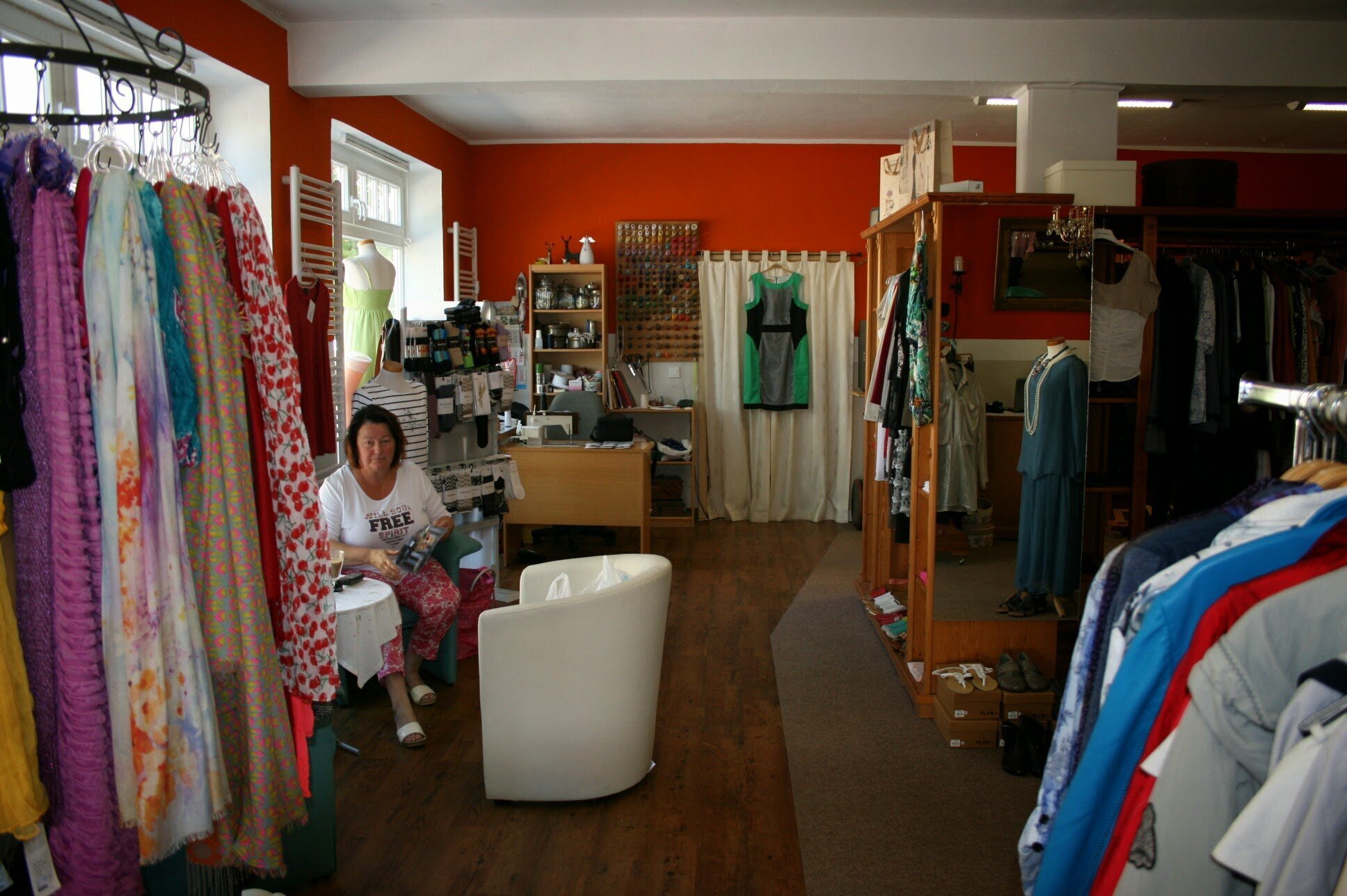 Bilder Boutique MONI K.