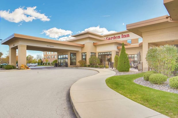 Images Hilton Garden Inn Milwaukee Airport